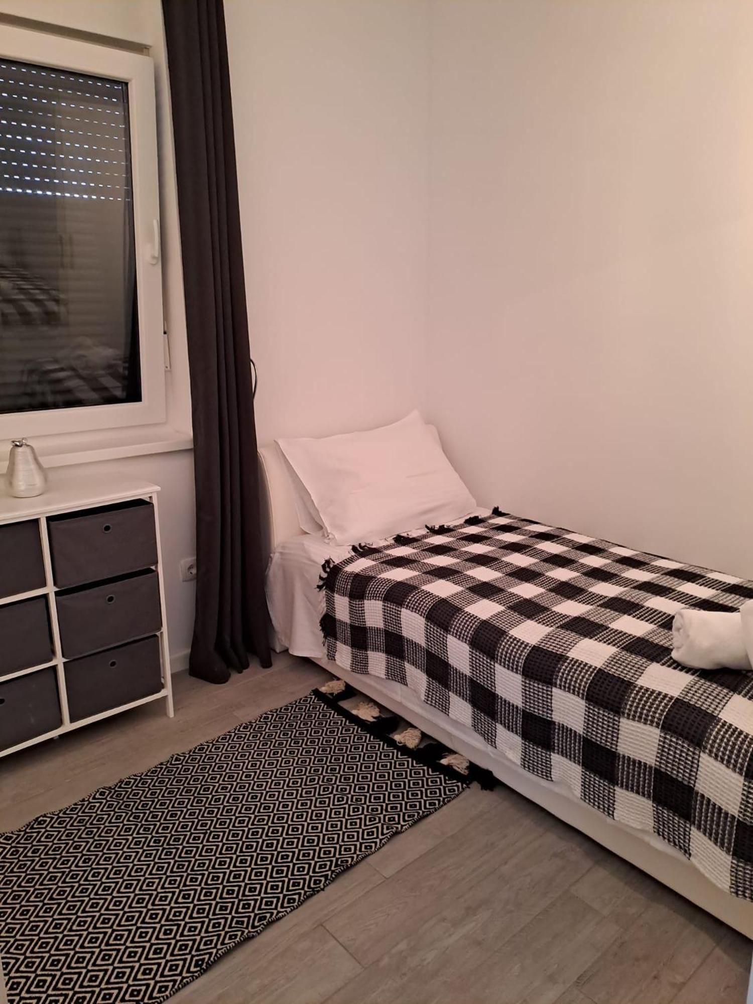 Black&White 1 Krk Town Room photo